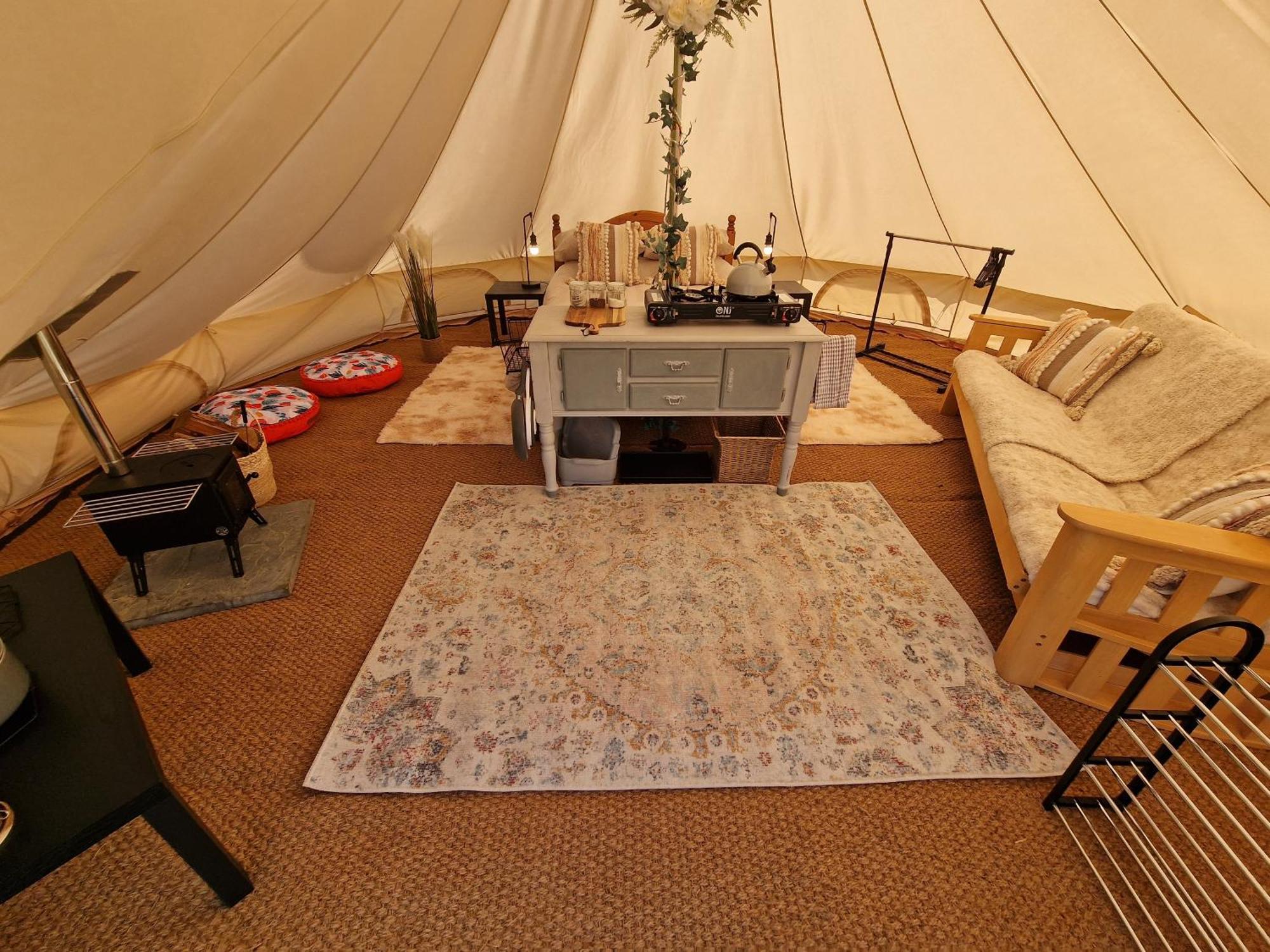 Beautiful 1-Bed Bell Tent In הוליהד מראה חיצוני תמונה